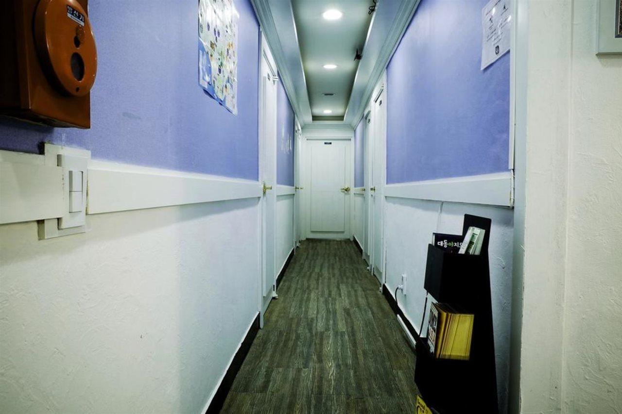 Yakorea Hostel Itaewon Сеул Экстерьер фото